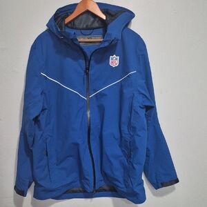 Nike NFL Shield Football On-Field Storm-FIT Team Issue PE Rain Jacket